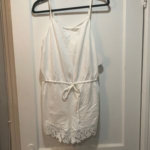 Le Rose lace romper. New with tags!